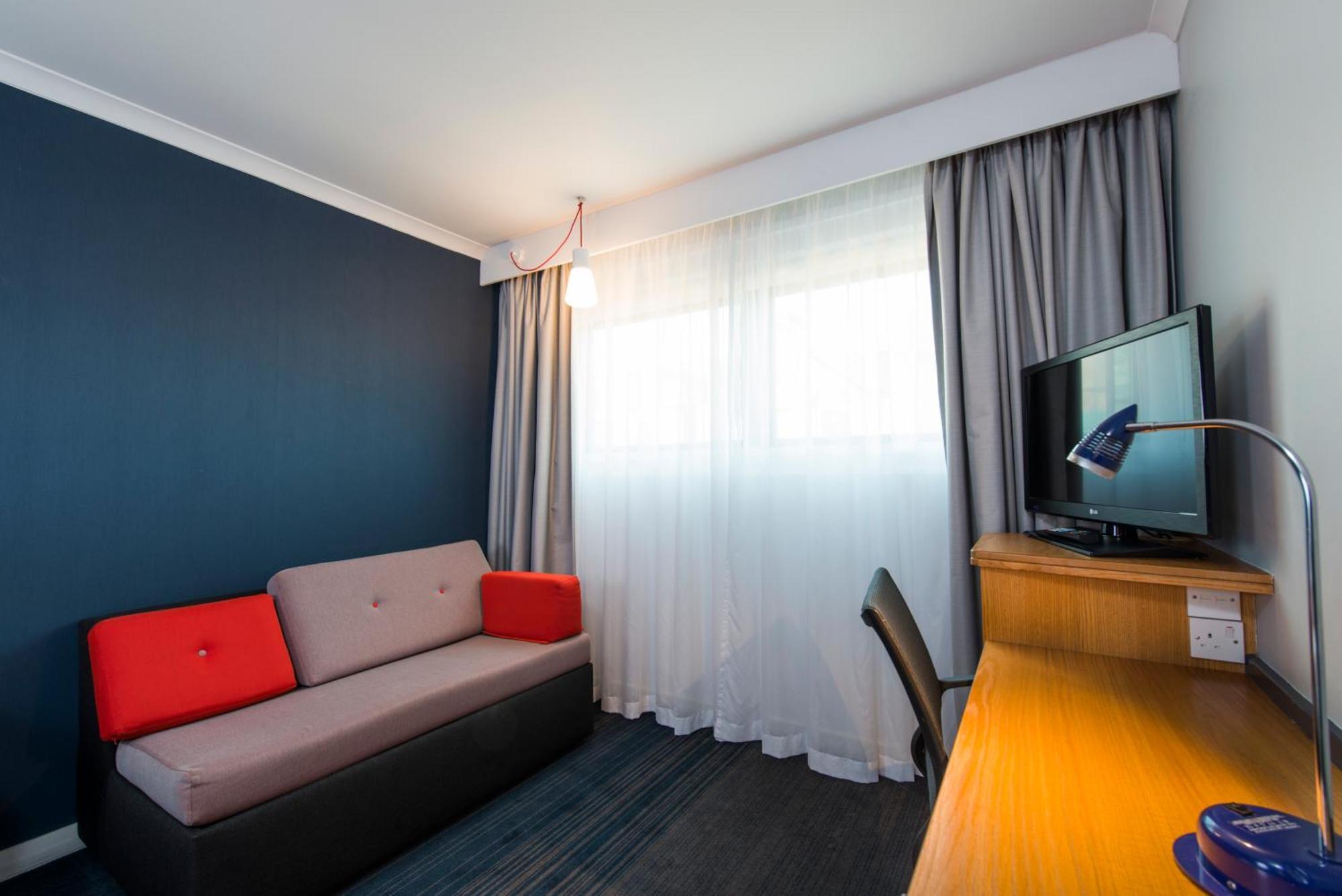 Holiday Inn Express Exeter East By Ihg Exterior foto