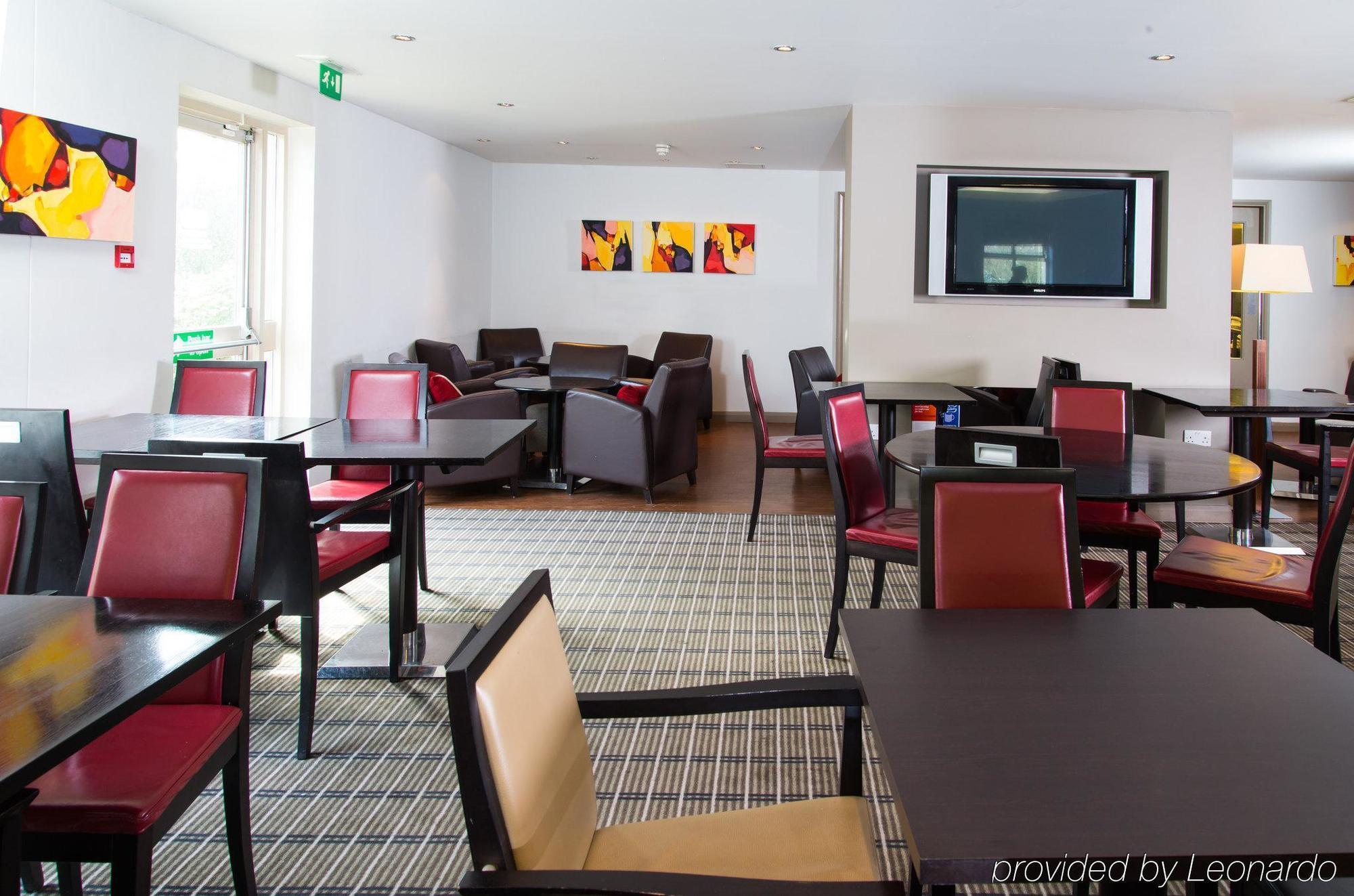 Holiday Inn Express Exeter East By Ihg Exterior foto